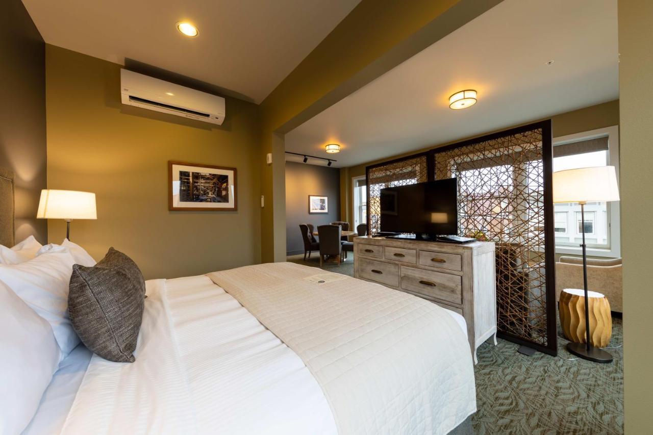 Inn At Lynden Экстерьер фото